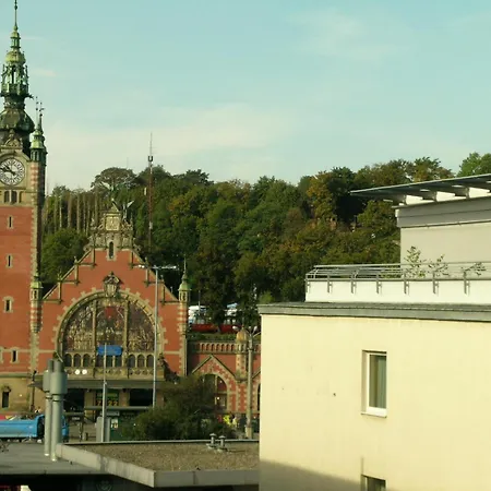 Grand-tourist Center Point Apartmán *