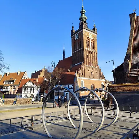 Grand-tourist Center Point * Gdańsk