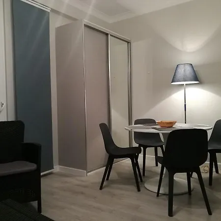 Grand-Tourist Center Point Apartments *