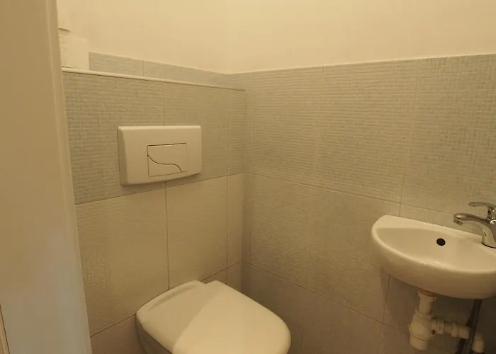 Grand-Tourist Center Point Apartments